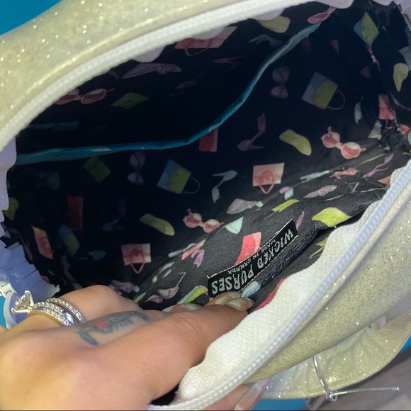 BNWT “Wicked Purses” handbag - Picture 3 of 4